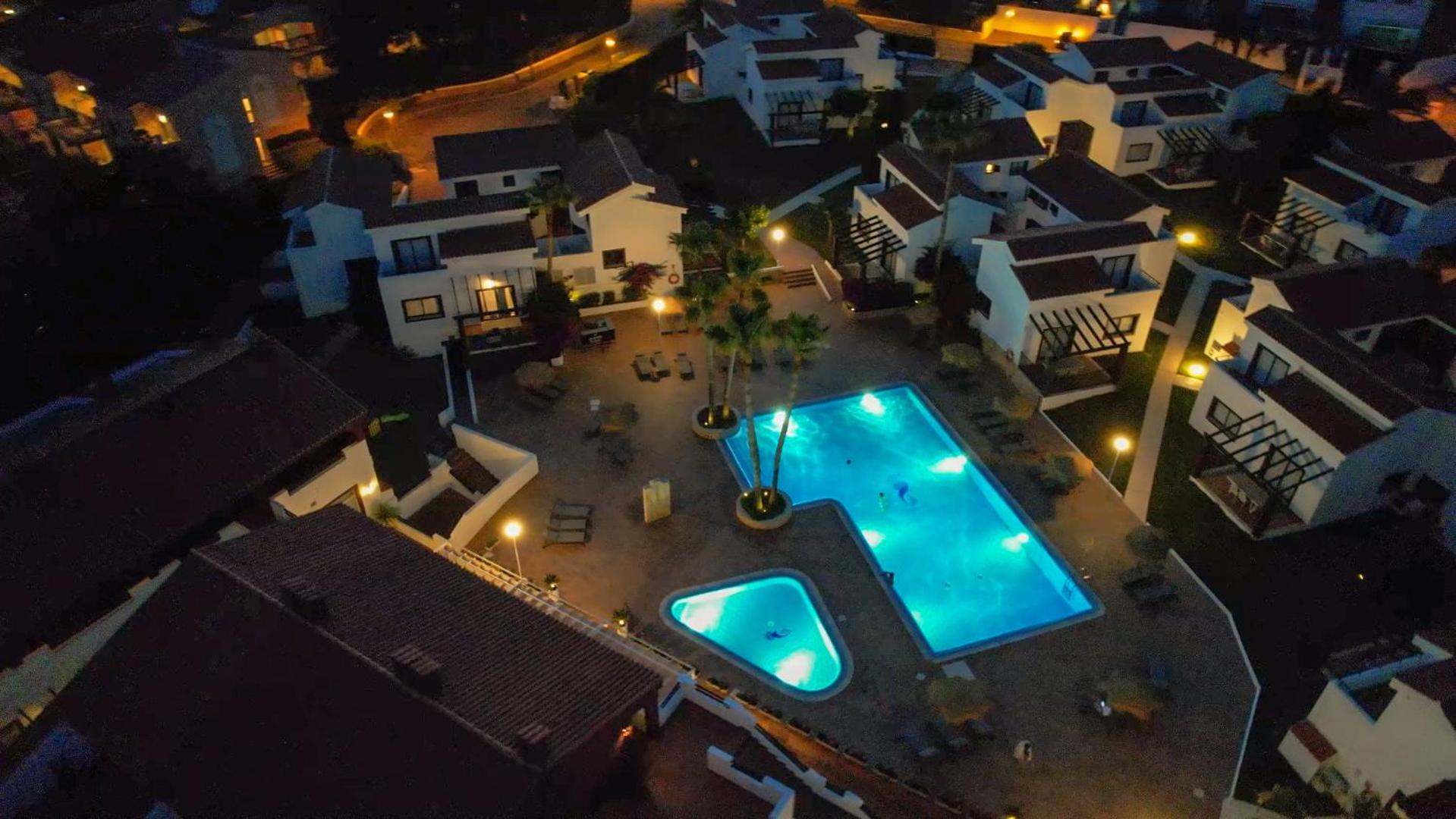 Nuramar Aparthotel Cala'N Bosch  Exterior photo